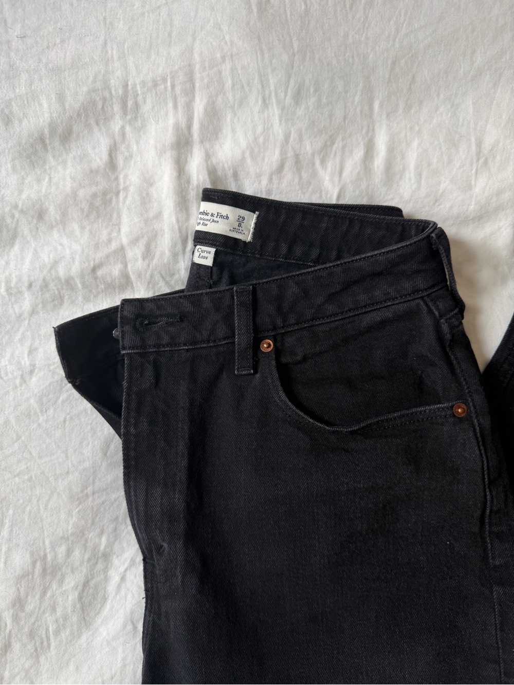 Abercrombie & Fitch Black Curve Love High Rise 90s Relaxed Jean